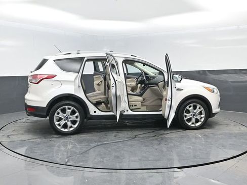 Used 2015 Ford Escape Titanium image 20