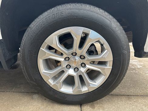 Used 2024 Chevrolet Silverado 1500 LTZ w/ Technology Package image 8