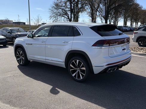 New 2026 Volkswagen Atlas Cross Sport SEL Premium R-Line image 5