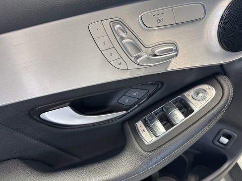 Used 2022 Mercedes-Benz GLC 300 4MATIC image 13