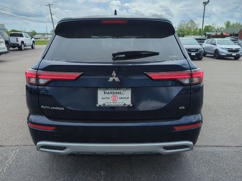 Used 2024 Mitsubishi Outlander SE AWD/4WD image 28