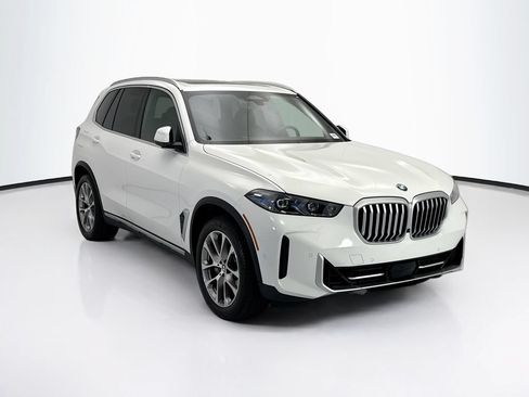 Certified 2026 BMW X5 sDrive40i w/ Parking Assistance Package RWD image 3