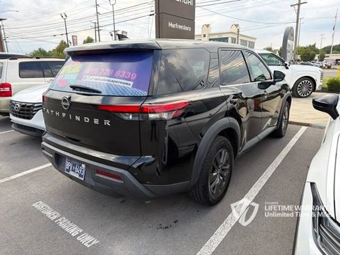 Used 2022 Nissan Pathfinder S FWD image 8