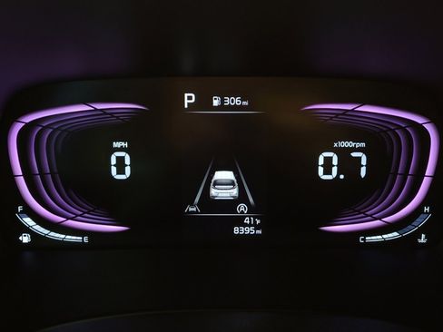 Used 2025 Kia Soul LX w/ LX Technology Package image 23