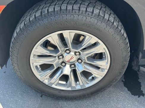 Certified 2023 GMC Yukon Denali AWD/4WD image 14