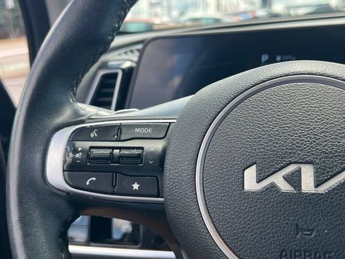 Certified 2023 Kia Sportage EX AWD/4WD image 19