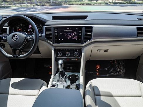 Used 2019 Volkswagen Atlas SE FWD image 17