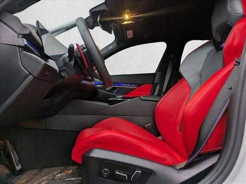 Used 2025 BMW M5 w/ Carbon Package image 14