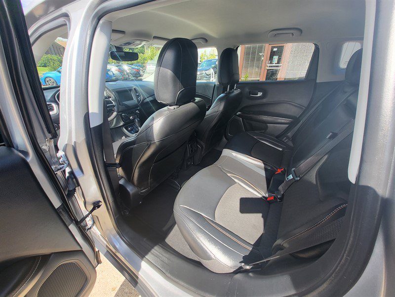 Used 2021 Jeep Compass Latitude AWD/4WD image 8