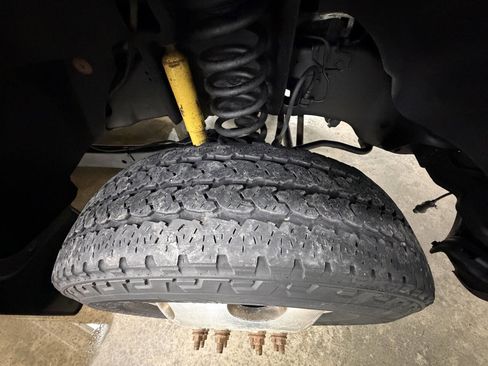 Used 2016 Ford F350 XL w/ Power Equipment Group image 35