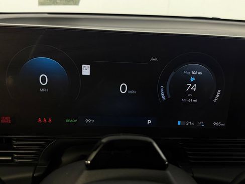 Used 2025 Hyundai Ioniq 5 SEL RWD image 13
