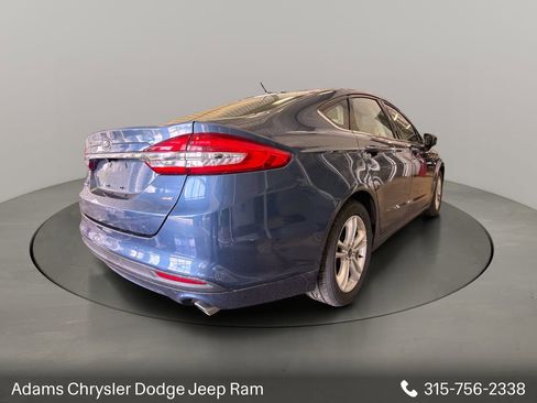 Used 2018 Ford Fusion SE FWD image 6