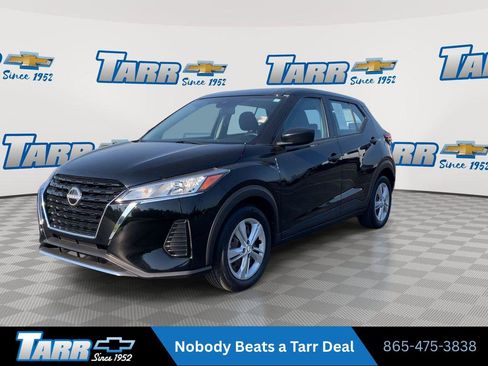 Used 2022 Nissan Kicks S FWD image 4