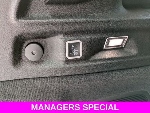 New 2025 Jeep Grand Cherokee L Overland w/ Advanced Protech Group III AWD/4WD image 29