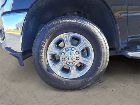 Used 2024 RAM 2500 Big Horn w/ Bed Utility Group image 14