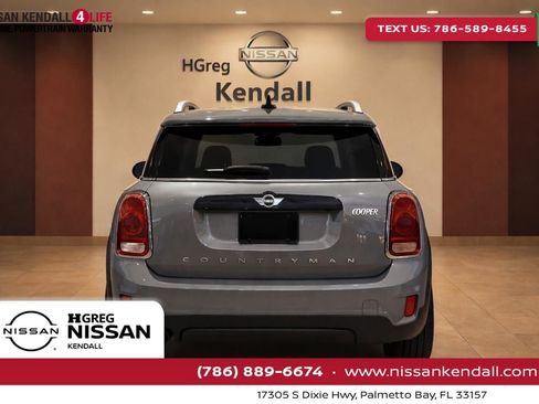 Used 2018 MINI Cooper Countryman FWD image 1