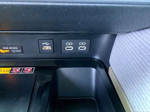 New 2026 Toyota Camry SE FWD image 17