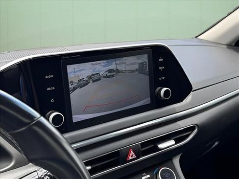 Used 2020 Hyundai Sonata SEL w/ Convenience + Sunroof Package FWD image 25