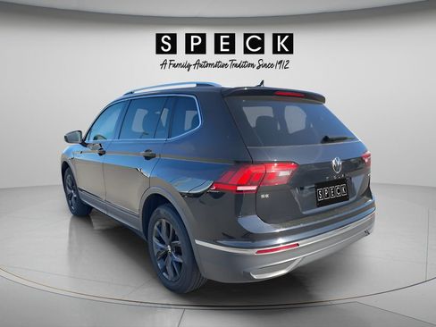 Used 2024 Volkswagen Tiguan SE AWD/4WD image 6