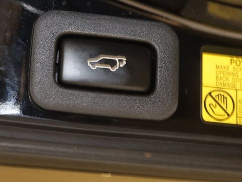 Used 2010 Lexus LX 570 4WD w/ Preferred Accessory Package image 54