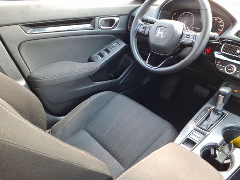 Used 2022 Honda Civic EX image 16