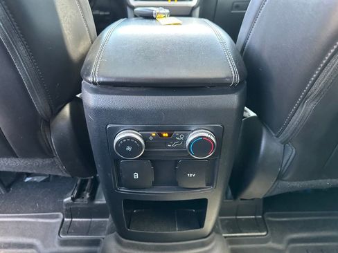 Used 2021 Ford Explorer XLT w/ Equipment Group 202A AWD/4WD image 25