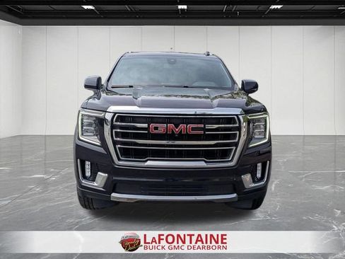 Used 2021 GMC Yukon XL SLT w/ SLT Premium Package AWD/4WD image 8