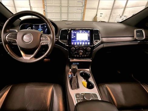 Used 2019 Jeep Grand Cherokee Limited AWD/4WD image 14