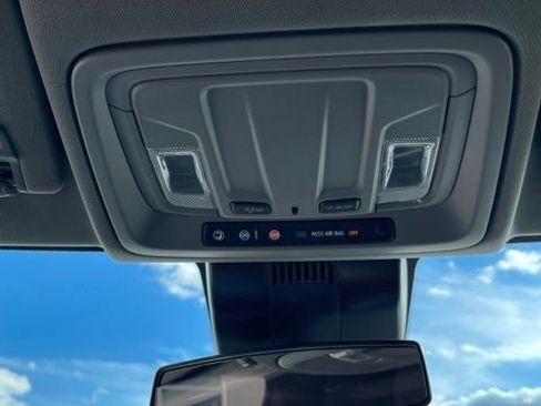 Used 2025 Chevrolet Silverado 1500 LT Trail Boss w/ Dark Appearance Package image 15