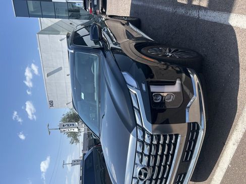 Used 2023 Hyundai Palisade Calligraphy w/ Cargo Package FWD image 1