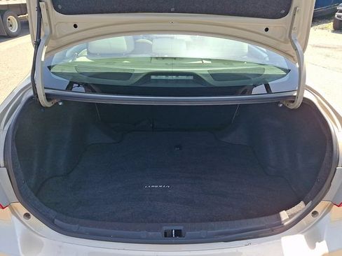 Used 2011 Toyota Corolla LE w/ Premium Pkg FWD image 31