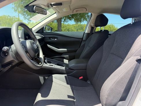 Used 2024 Honda Accord LX image 10