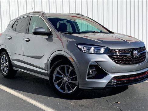 Used 2023 Buick Encore GX Select w/ Sport Touring Package image 2