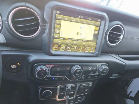 Used 2022 Jeep Wrangler Unlimited Sahara w/ Safety Group image 32