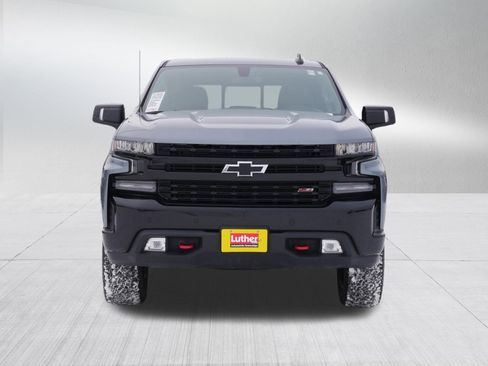 Used 2020 Chevrolet Silverado 1500 LT Trail Boss image 2
