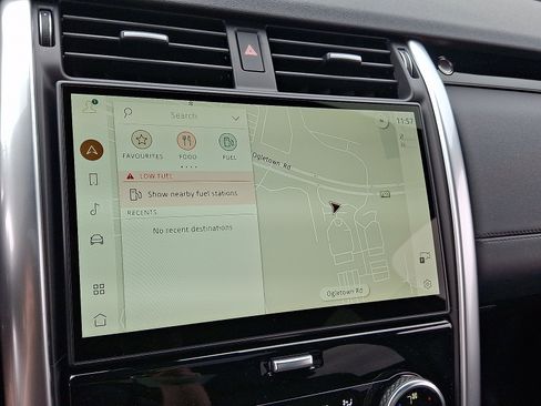 New 2026 Land Rover Discovery S AWD/4WD image 15