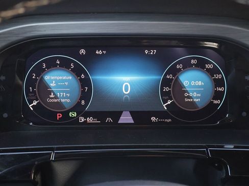 Used 2024 Volkswagen Atlas Cross Sport SE image 32