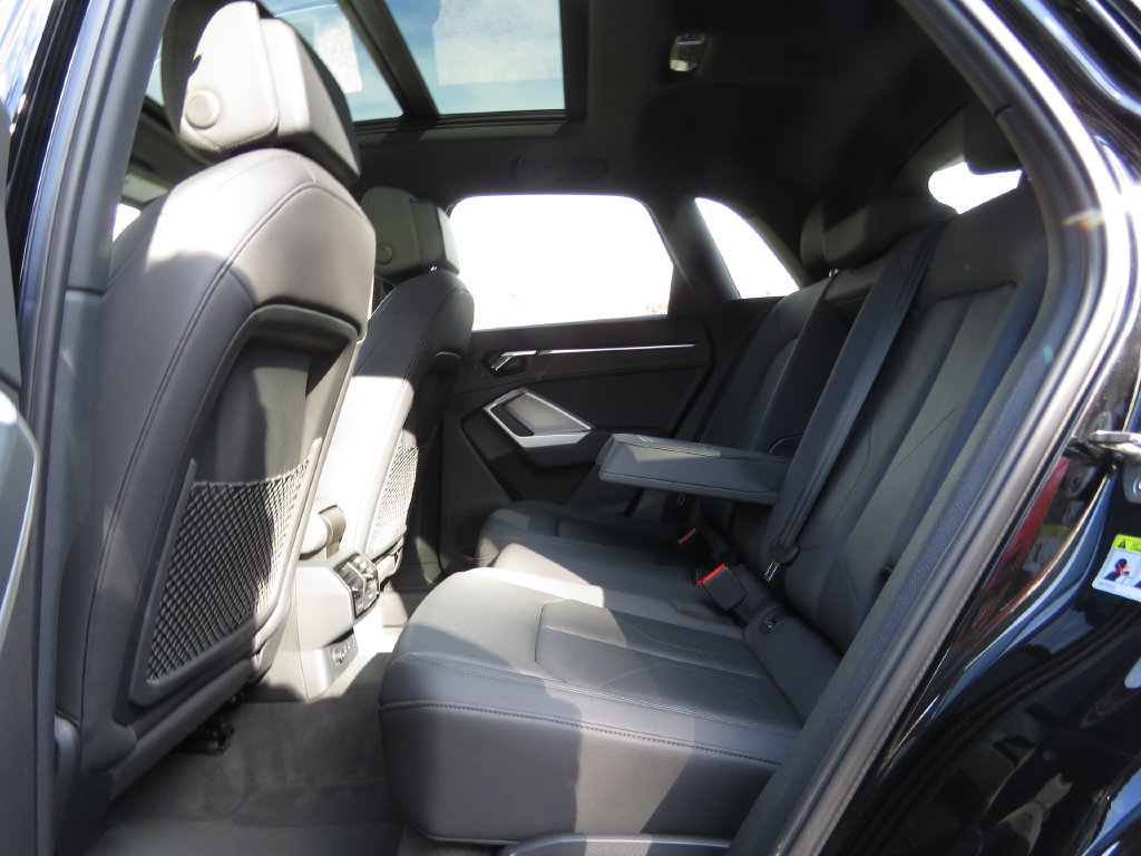 Used 2020 Audi Q3 2.0T Premium AWD/4WD image 20