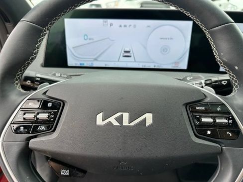 Used 2024 Kia EV6 GT-Line AWD/4WD image 27