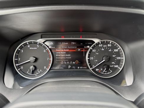Used 2025 Nissan Rogue SV AWD/4WD image 18