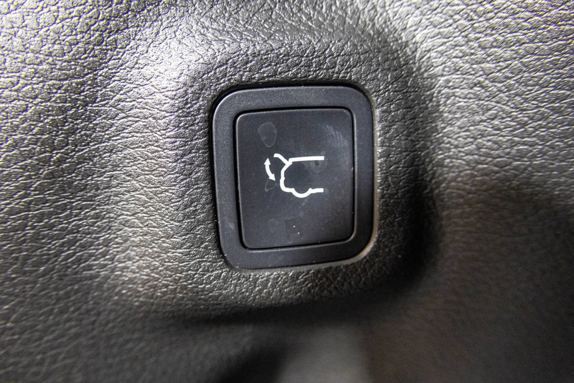 Used 2023 Jeep Compass Latitude w/ Convenience Group AWD/4WD image 43