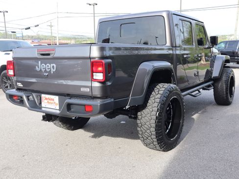 Used 2021 Jeep Gladiator Overland w/ Trailer Tow Package image 7