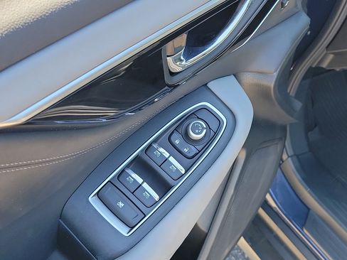 Used 2023 Subaru Outback Limited image 21