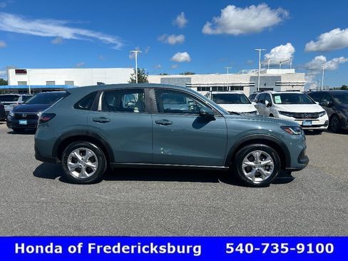 Used 2024 Honda HR-V LX image 7