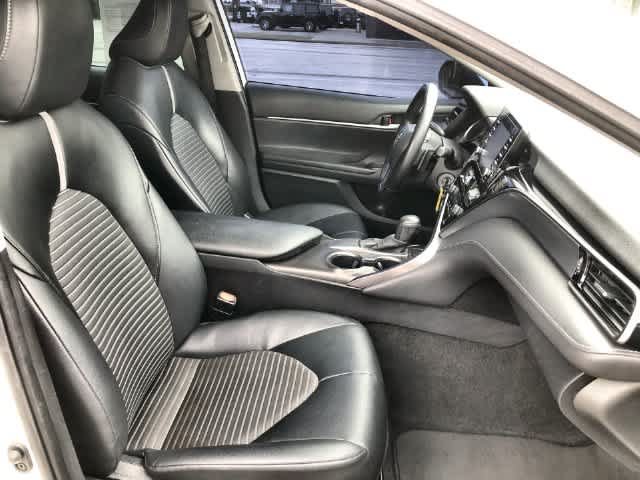Used 2021 Toyota Camry SE FWD image 18