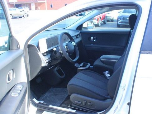 New 2024 Hyundai Ioniq 5 SEL image 13