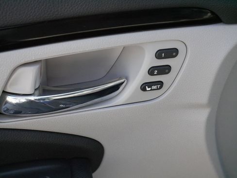 Used 2017 Honda Ridgeline RTL-E image 19