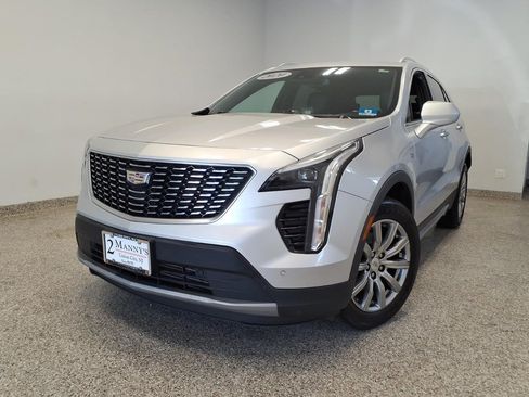 Used 2020 Cadillac XT4 Premium Luxury w/ Cold Weather Package AWD/4WD image 1