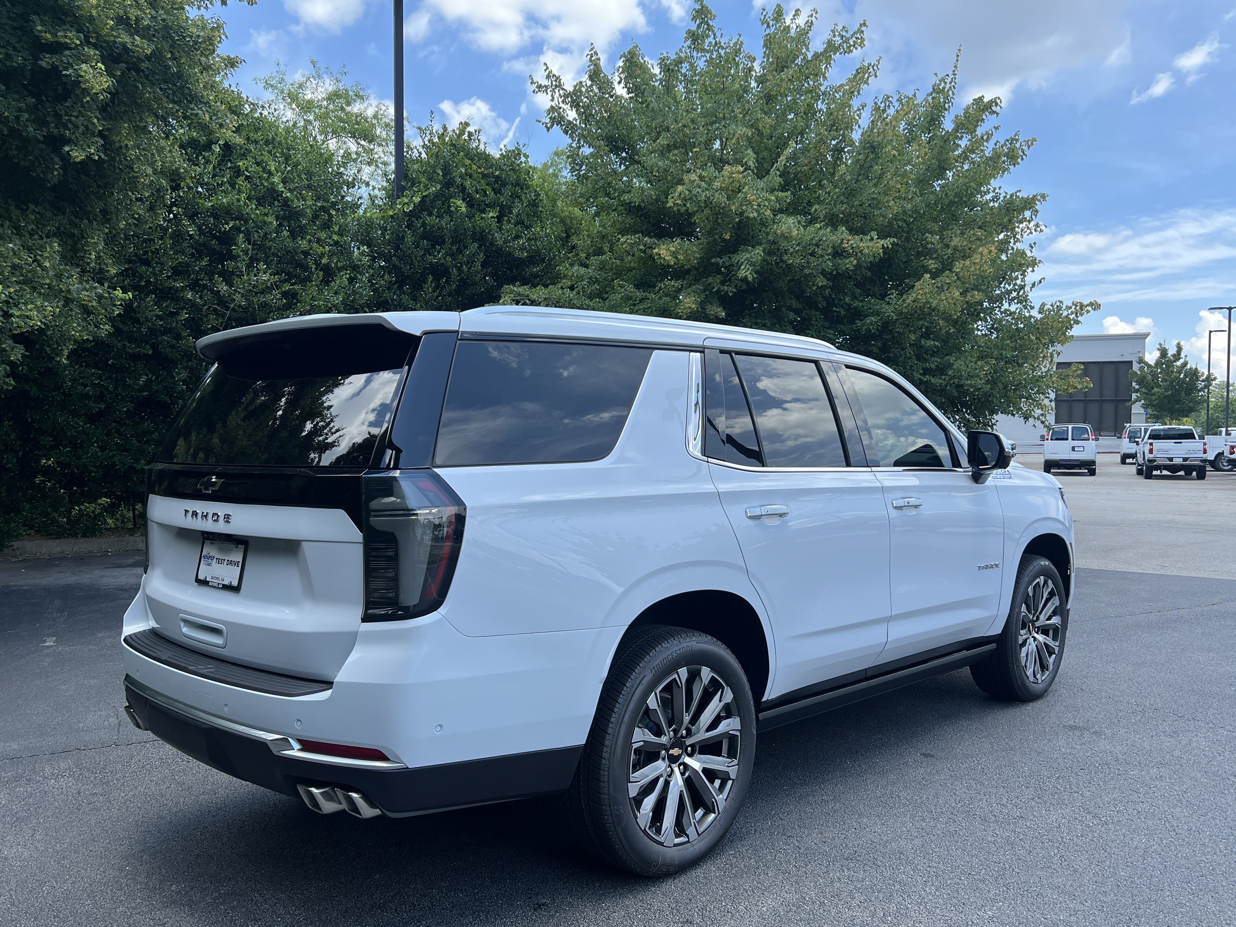 New 2026 Chevrolet Tahoe High Country AWD/4WD image 8