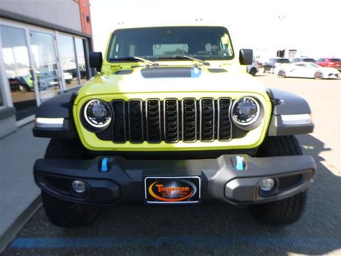 Used 2024 Jeep Wrangler Unlimited Rubicon 4xe AWD/4WD image 20